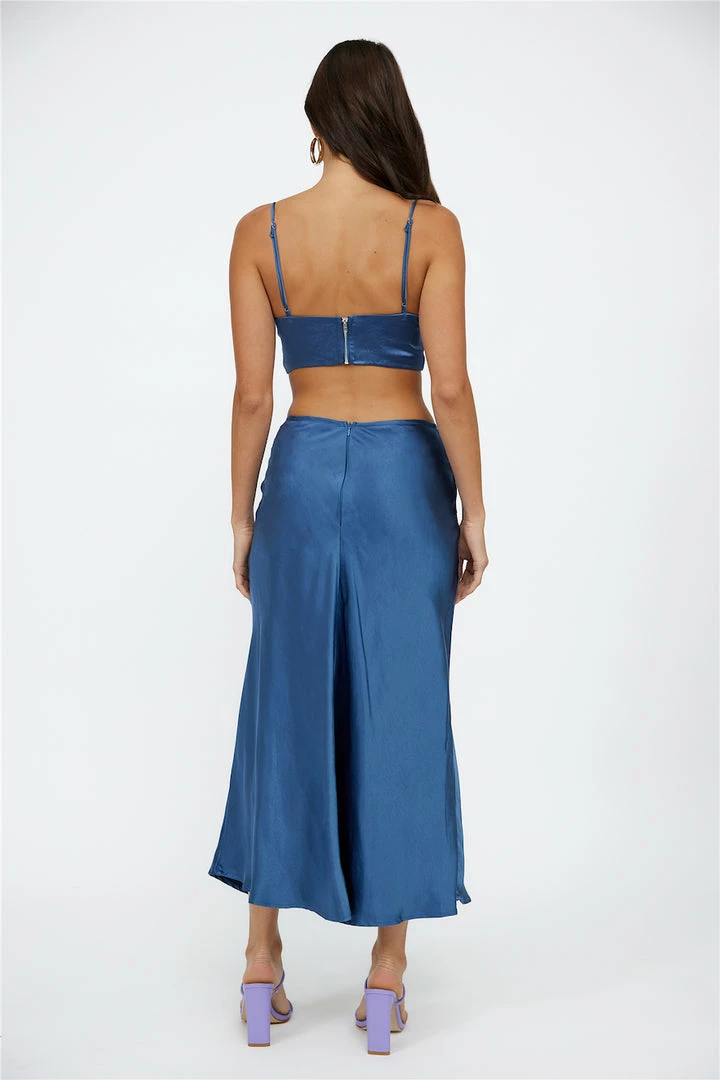 Coupon π Hello Molly Best π Dressed Midi π Skirt Navy π Skirts π 8 Hello Molly Best Dressed Midi Skirt Navy Skirts