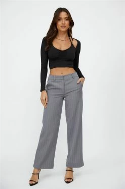 Outlet π₯ Hello Molly Taking Time Crop Black π₯ 11 Hello Molly Taking Time Crop Black