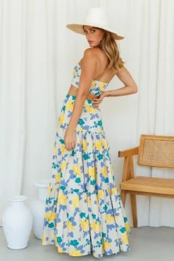 Sets & Co-ords RUNAWAY Kaitlo Top Sand Floral