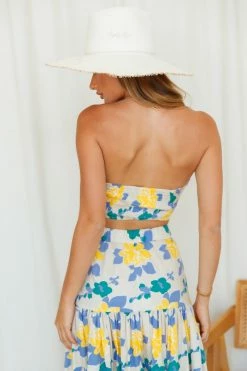 Sets & Co-ords RUNAWAY Kaitlo Top Sand Floral