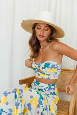 Sets & Co-ords RUNAWAY Kaitlo Top Sand Floral