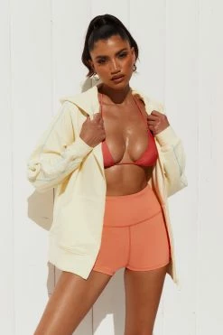 ELETTE FIT Prana Shorts Coral