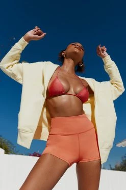 ELETTE FIT Prana Shorts Coral