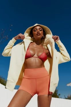 ELETTE FIT Prana Shorts Coral