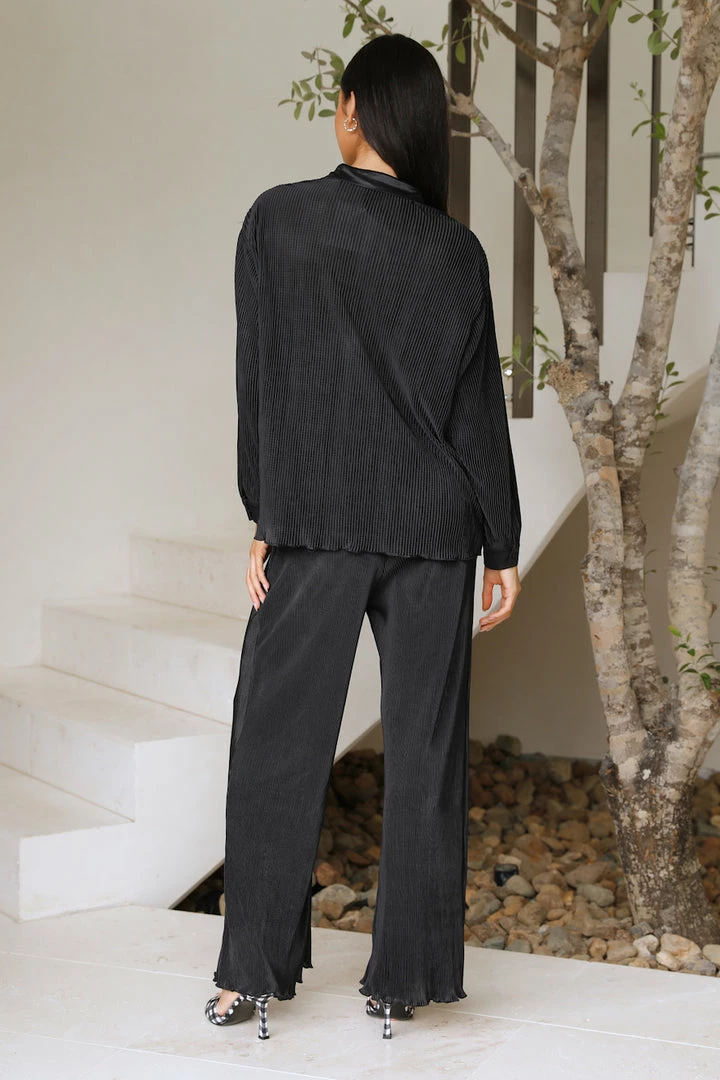 Flash Sale π Hello Molly Your Amusement Pants Black β¨ 9 Hello Molly Your Amusement Pants Black