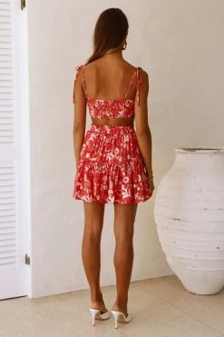 Hello Molly With You Crop Coral