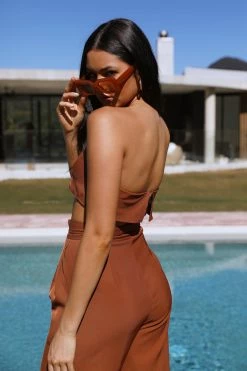 Hello Molly Blind Love Crop Brown